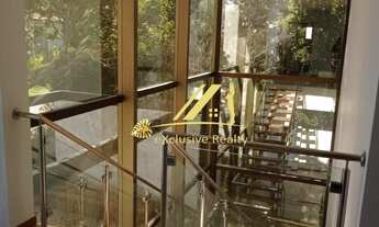 Imagem 3: Casa com arquitetura moderna em Praia do Forte, localizada em condomínio com infraestrutur