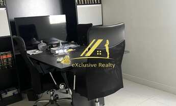 Imagem 5: Sala comercial à venda no Wall Street Empresarial. 33m2, andar alto, recepção, sala de reu