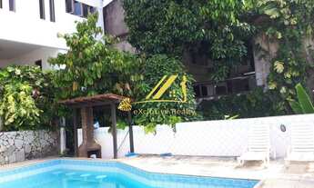 Imagem 2: OPORTUNIDADE: Casa no Condomínio Quinta do Candeal, em frente ao Hospital Aliança, 4 quart