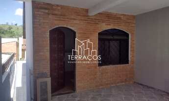 Imagem 2: CONFORTÁVEL CASA COM DOIS DORMITÓRIOS - JARDIM BERTIOGA - VÁRZEA PAULISTA