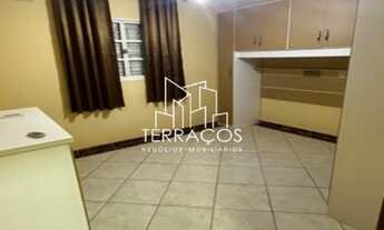 Imagem 3: CONFORTÁVEL CASA TÉRREA MOBILIADA COM 3 DORMITÓRIOS/1 SUÍTE NO BAIRRO JARDIM MARAMBAIA EM