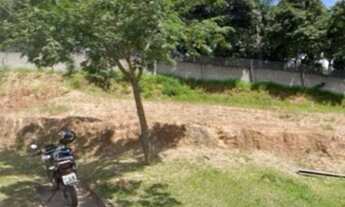 Imagem: TERRENO À VENDA COM 300M² EM ACLIVE NO