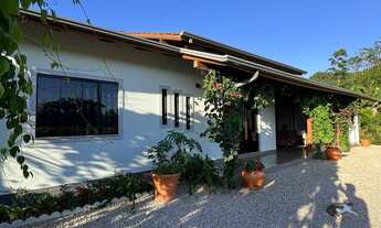 Imagem: SÍTIO A VENDA EM TIJUCAS COM CASA DE ALTO