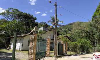 Imagem: Sítio Alto Padrão à Venda em Águas Mornas