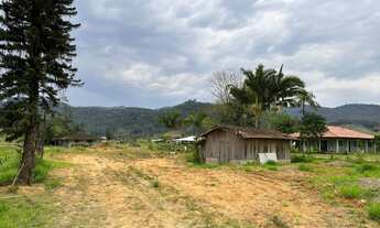 Imagem 5: Sítio com Escritura Pública a venda em Camboriú de frente ao asfalto