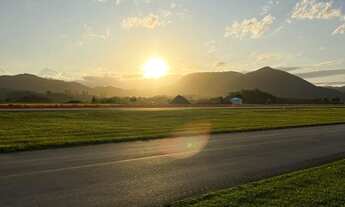 Imagem: HANGAR A VENDA EM PORTO BELO NO CONDOMÍNIO