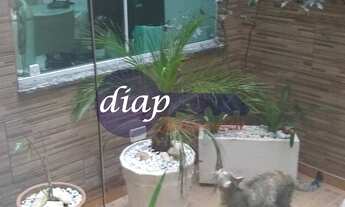 Imagem 5: Lindo sobrado com 3 dormitórios, sendo uma suíte com sacada, banheiro, sala com sacada, la