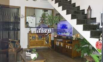 Imagem 6: Sobrado com 2 dormitórios, sendo 2 suítes, todos com armários planejados, suítes com armár