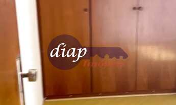 Imagem 7: Apartamento com 3 quartos, incluindo uma suíte, sala para 2 ambientes, lavabo, cozinha, ár
