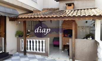 Imagem 2: Ótimo sobrado na Vila Tolstoi com 3 dormitórios, na parte de baixo: 1 dormitório, cozinha