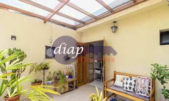 Imagem 3: Lindo sobrado com 63 m² divididos em 2 dormitórios, sendo 1 suíte, lavabo, sala, cozinha