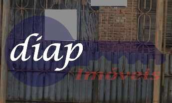 Imagem 2: Terreno com aproximadamente 10 metros de frente por 40 metros de fundo. Localizado na Vila