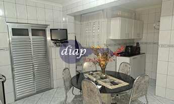 Imagem 7: Excelente imóvel comercial na Vila Talarico com 3 dormitórios, 3 banheiros, quintal, churr