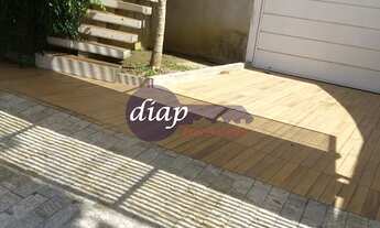 Imagem 5: O imóvel é um Sobrado em etapa final de construção, está localizado à 5 min a pé do mercad