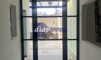 Imagem 2: Lindo sobrado com 3 dormitórios, sendo uma suíte, 2 banheiros, cozinha com ilha, 3 salas