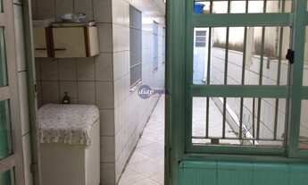 Imagem 7: Linda casa térrea com 190m², 3 quartos, ampla sala para 3 ambientes, piso todo em porcela