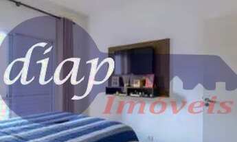 Imagem 6: Sobrado com 160m², 4 quartos com dependência de empregada, 4 banheiros, 5 vagas, banheira