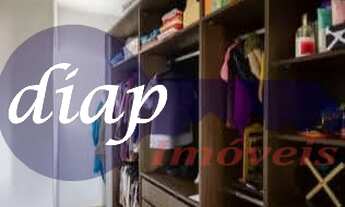 Imagem 5: Sobrado com 160m², 4 quartos com dependência de empregada, 4 banheiros, 5 vagas, banheira