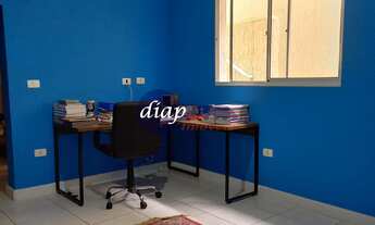 Imagem 2: Lindo sobrado amplo! São 270 m2 divididos em três dormitórios, 1 suíte e 3 banheiros. Casa