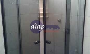 Imagem 3: Prédio com três andares, sendo a parte térrea comercial (consultórios médicos e dentários