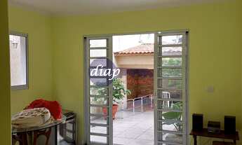 Imagem 5: Lindo sobrado amplo! São 270 m2 divididos em três dormitórios, 1 suíte e 3 banheiros. Casa