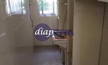 Imagem 4: Apartamento com 2 quartos, sala, cozinha, banheiro, lavanderia e 1 vaga de garagem. O cond