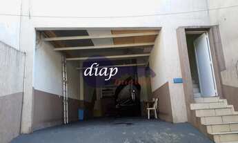 Imagem: Casa comercial, com salão no nível da