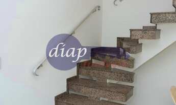 Imagem 4: Sobrado localizado na Vila Graciosa, entre Vila Ema e Santa Clara. Terreno com 7 metros de