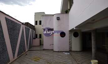 Imagem 7: Linda casa com 5 quartos, sendo 3 suíte, mais um banheiro e um lavabo em cima. Em baixo, s