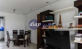 Imagem 2: Amplo apartamento à venda com 4 quartos, sendo 1 suíte, cozinha, lavanderia, sacada, pisci