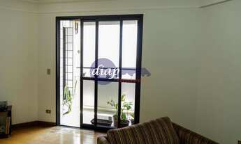 Imagem 3: Lindo apartamento no condomínio Royal Towers, com 3 dormitórios e 3 suítes com armários em