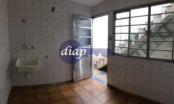 Imagem 6: Ótimo sobrado no jardim Bela Vista com 2 dormitórios, cozinha com armários embutidos, sala