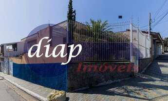 Imagem: Casa contendo no piso superior 2 dormitórios