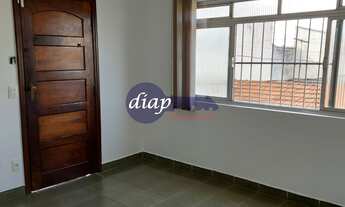 Imagem: Sobrado com 3 moradias e renda aproximada