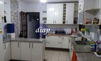 Imagem 7: Excelente sobrado no bairro do Tremembé com 4 dormitórios, sendo 1 suíte com armários embu