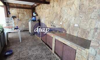 Imagem 4: Lindo sobrado com 262 m² divididos em 3 andares, sendo: 6 banheiros, sala de estar, sala d