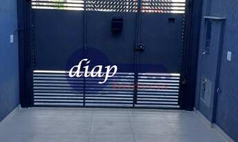 Imagem 3: Lindo sobrado com 3 quartos, sendo 1 suíte, jardim de inverno, sacada, sala com 2 ambiente