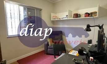 Imagem 5: Casa térrea com 180 m² divididos em 3 dormitórios com armários embutidos, sendo 1 suíte, d