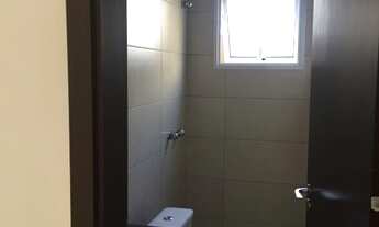 Imagem 3: Estilo kitnet/studio 1 dormitório, banheiro e garagem no bairro Portão, edifício de frente