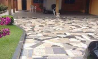 Imagem 2: Chácara 2 suítes, 1 com hidro e armários, cozinha planejada, sala estar com lareira e sala