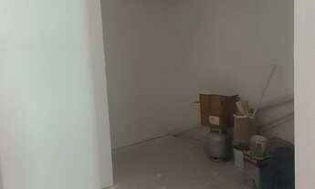 Imagem 4: Tríplex 4 dormitórios, 1 suíte, área de serviços, sala ampla,2 vagas de garagens, closet