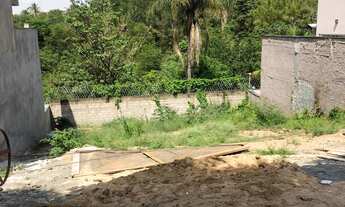 Imagem 3: TERRENO com vista para um MAR VERDE