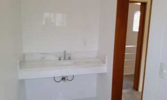 Imagem 7: Charmosos sobrado em condomínio fechado a espera para ser o seu lar