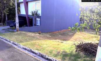 Imagem 2: Ótimo terreno de 276 m2 em localização próxima ao Anel Viário no Condomínio Canterville em