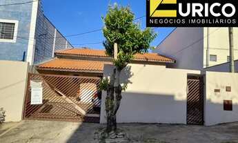 Imagem: CASA ESPAÇOSA A VENDA EM BAIRRO RESIDENCIAL