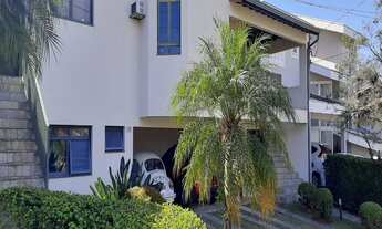 Imagem 2: Aconchegante Casa à Venda com piscina condomínio tranquilo de Valinhos/SP