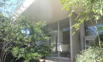 Imagem 4: Essa casa cinematográfica pode ser sua!