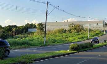 Imagem 2: Terreno comercial a venda em Valinhos, próximo ao Shopping Valinhos e Colégio Porto Seguro