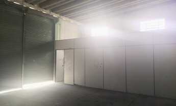 Imagem 6: Grande terreno com barracão estruturado para montar seu negócio