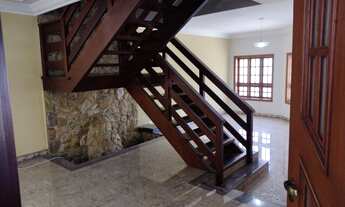 Imagem 4: BELISSIMA CASA A VENDA EM ÁREA PRIVILEGIADA COM 4 DORMITÓRIOS COM VARANDA, SENDO 1 SUÍTE